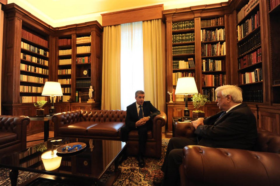 Παυλόπουλος: Η Τοπική Αυτοδιοίκηση έδωσε μαθήματα σε ευρωπαϊκό επίπεδο για το προσφυγικό [εικόνες] | iefimerida.gr 3