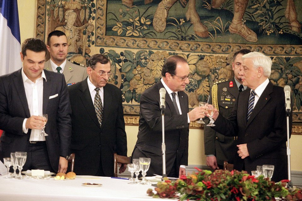 Το παρασκήνιο από το δείπνο με τον Ολάντ [εικόνες]  | iefimerida.gr 2