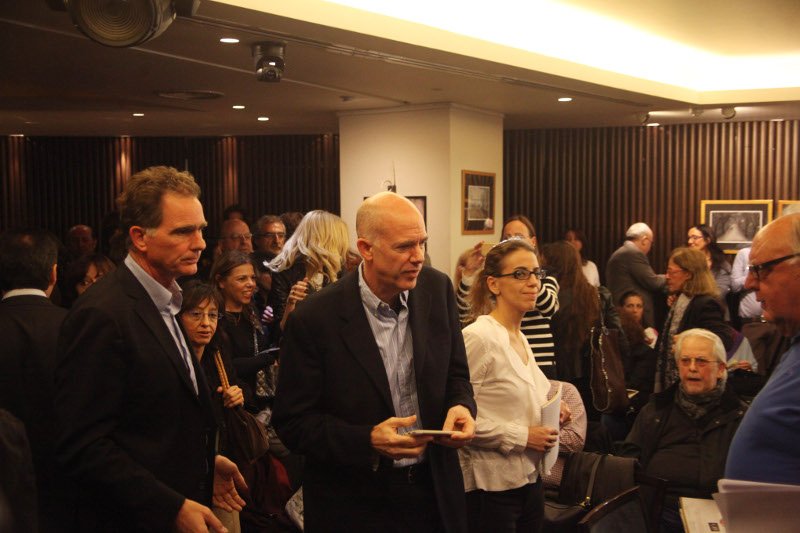 Ηχηρή απουσία: Ο Γιώργος Παπανδρέου δεν πήγε στο βιβλίο της Μαργαρίτας - Η πανέμορφη εγγονή της που εντυπωσίασε [εικόνες & βίντεο]  | iefimerida.gr 1