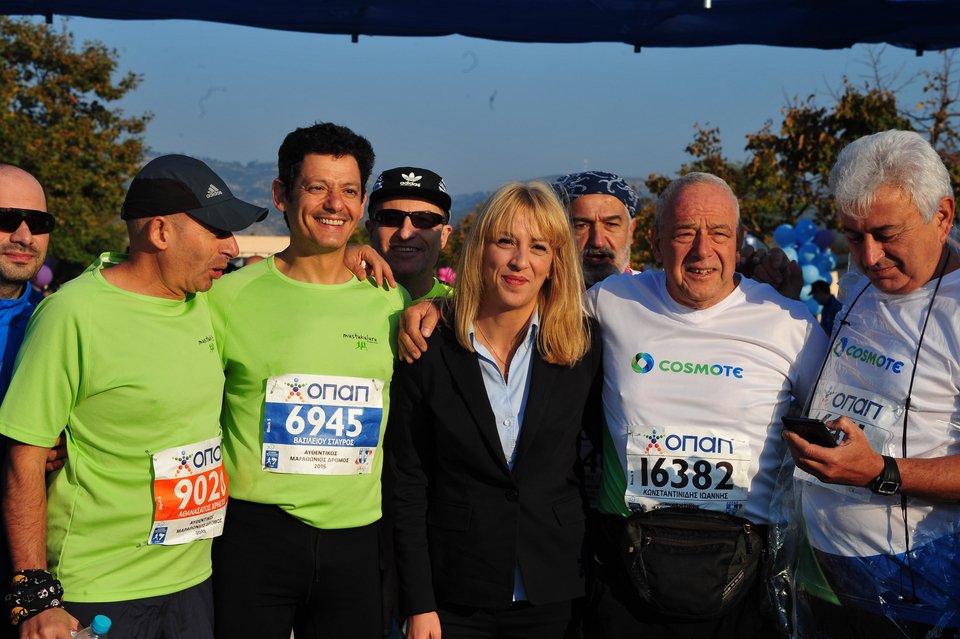 Μαραθώνιος: Γιορτή στους δρόμους της Αθήνας με χιλιάδες συμμετοχές - Νικητής ο Μερούσης [εικόνες] | iefimerida.gr 3