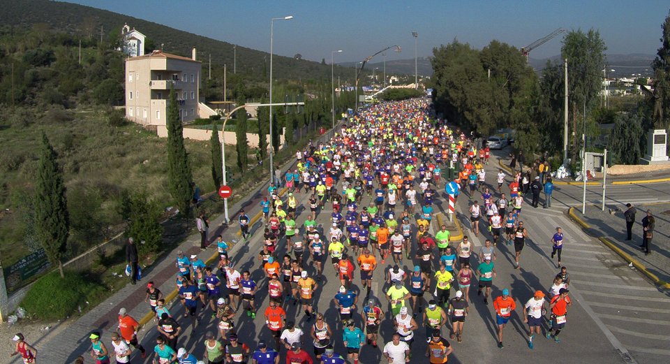 Μαραθώνιος: Γιορτή στους δρόμους της Αθήνας με χιλιάδες συμμετοχές - Νικητής ο Μερούσης [εικόνες] | iefimerida.gr 8