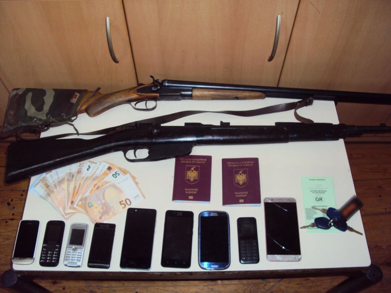 Ρέθυμνο: Eίχαν φυτέψει 531 δενδρύλλια Κάνναβης -Συνελήφθησαν 4 άτομα [εικόνες] | iefimerida.gr 3