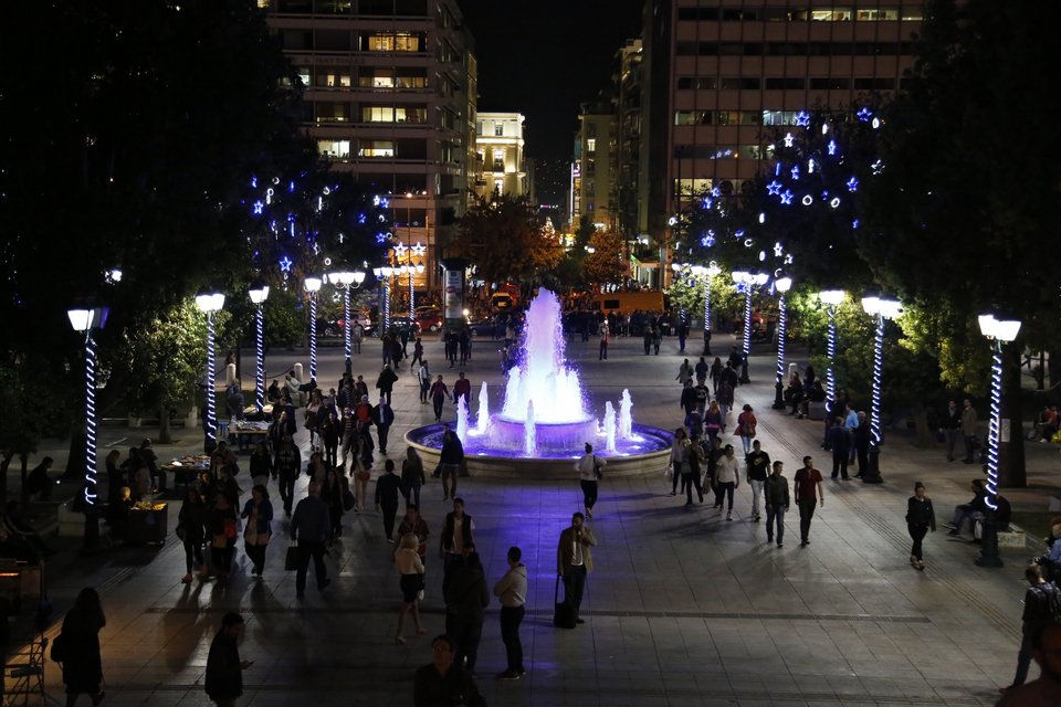 «Μύρισε» Χριστούγεννα το κέντρο της Αθήνας [εικόνες] | iefimerida.gr 18