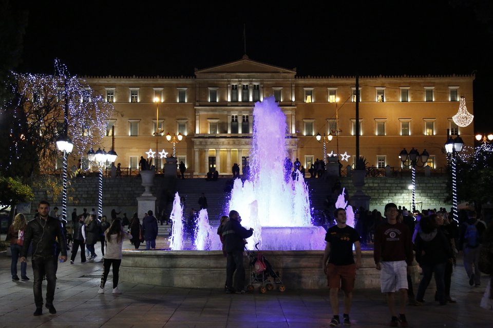 «Μύρισε» Χριστούγεννα το κέντρο της Αθήνας [εικόνες] | iefimerida.gr 12