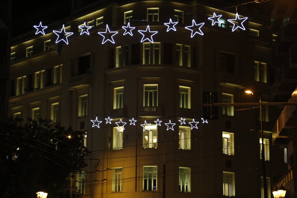 «Μύρισε» Χριστούγεννα το κέντρο της Αθήνας [εικόνες] | iefimerida.gr 2