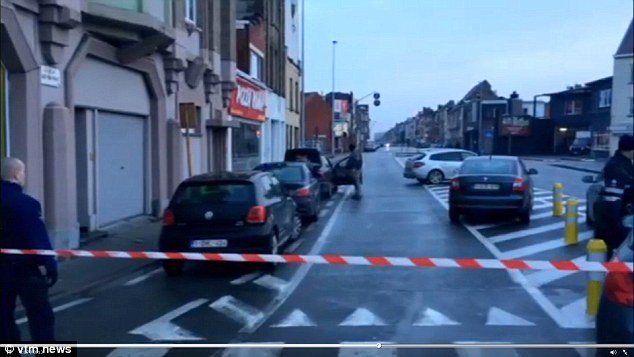 Λήξη συναγερμού στο Βέλγιο: Συνελήφθησαν οι ένοπλοι που κρατούσαν όμηρο [εικόνες] | iefimerida.gr 0