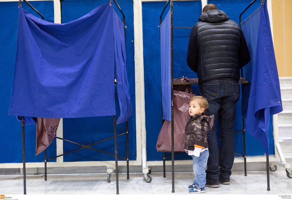 Μαζική προσέλευση στις εκλογές της ΝΔ -Σε όλη την Ελλάδα [εικόνες] | iefimerida.gr 6