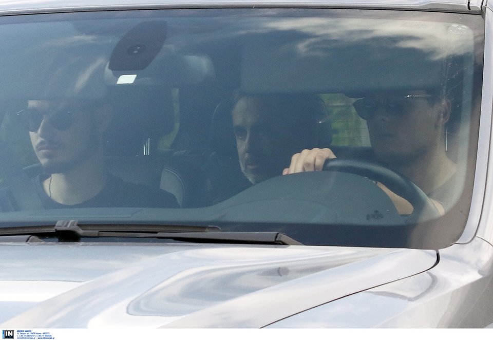 Η πρώτη φωτογραφία του Μιχάλη Λεμπιδάκη μετά την απελευθέρωσή του [εικόνες] | iefimerida.gr 1