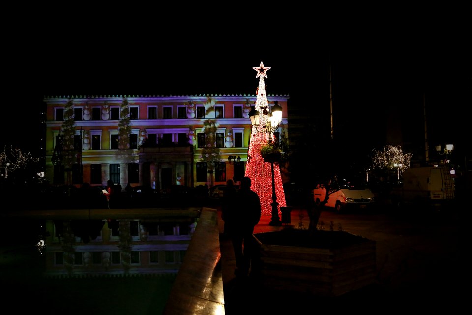 Αλλαξε χρώμα, σχήμα και πρόσοψη το Δημαρχείο στην Κοτζιά [εικόνες] | iefimerida.gr 1