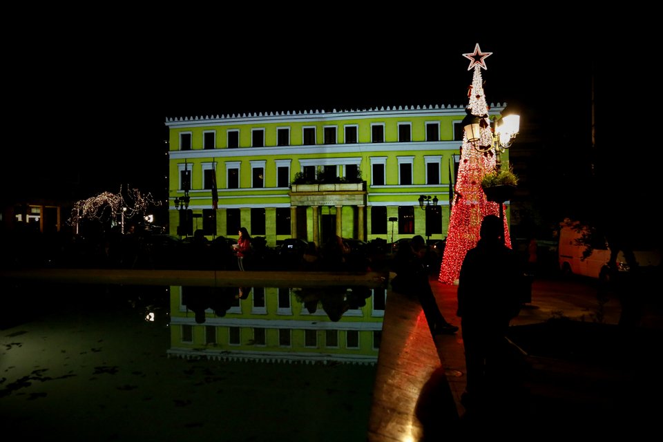 Αλλαξε χρώμα, σχήμα και πρόσοψη το Δημαρχείο στην Κοτζιά [εικόνες] | iefimerida.gr 3