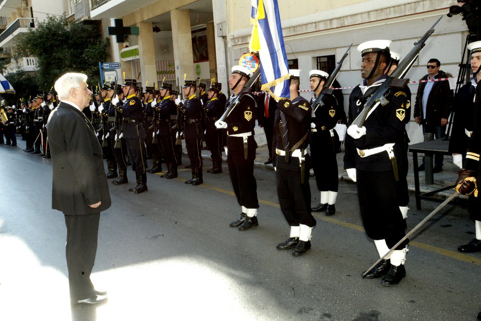 Δοξολογία στον Αγιο Διονύσιο, παρουσία των Προκόπη Παυλόπουλου και Αλέξη Τσίπρα | iefimerida.gr 1