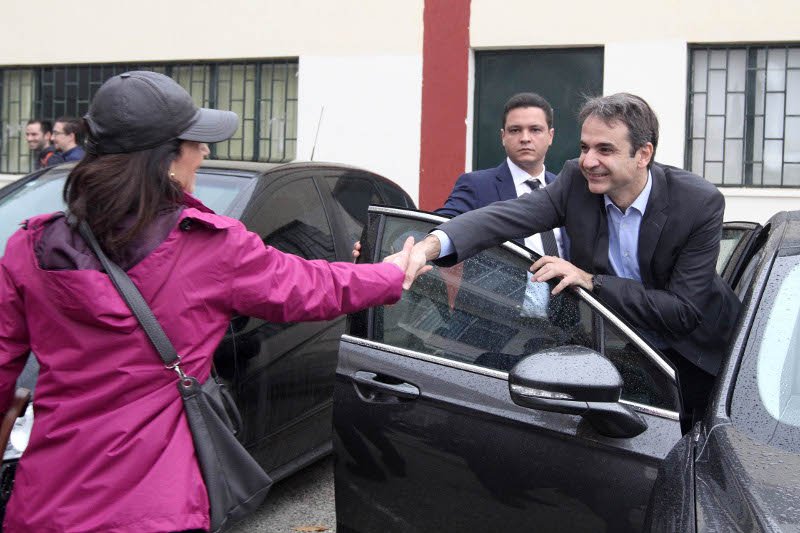 Η εκλογή προέδρου στη ΝΔ μέσα από εικόνες -Σε όλη την Ελλάδα | iefimerida.gr 14