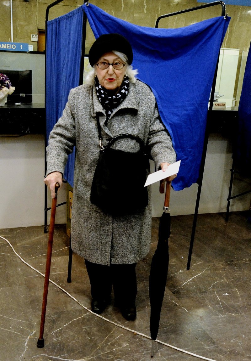 Η εκλογή προέδρου στη ΝΔ μέσα από εικόνες -Σε όλη την Ελλάδα | iefimerida.gr 3