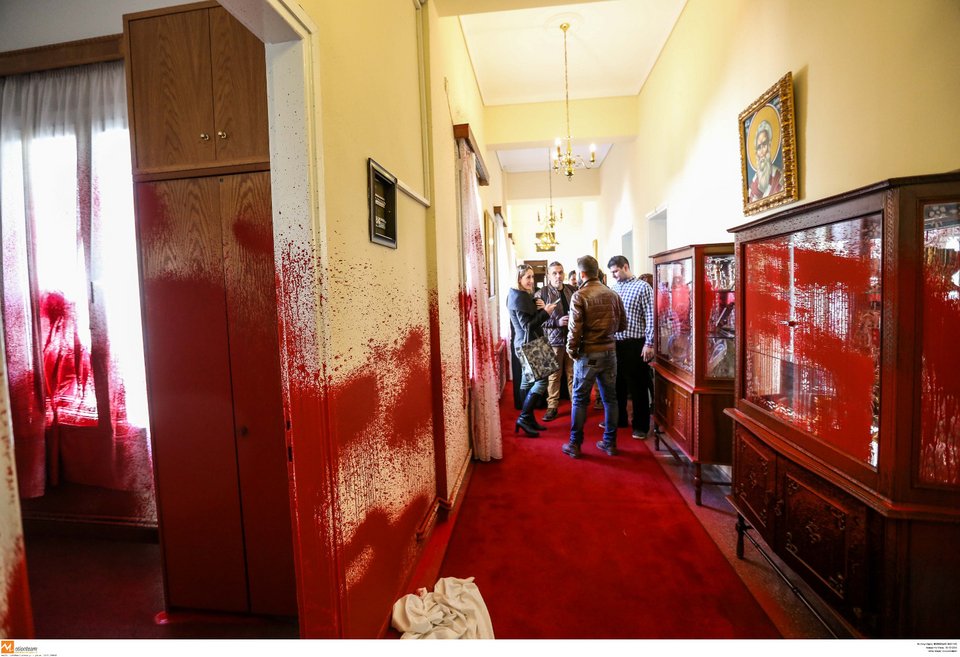 Ανθιμος: Αν δεν λειτουργεί το κράτος να πάρει ο καθένας την υπόθεση στα χέρια του [εικόνες]  | iefimerida.gr 0