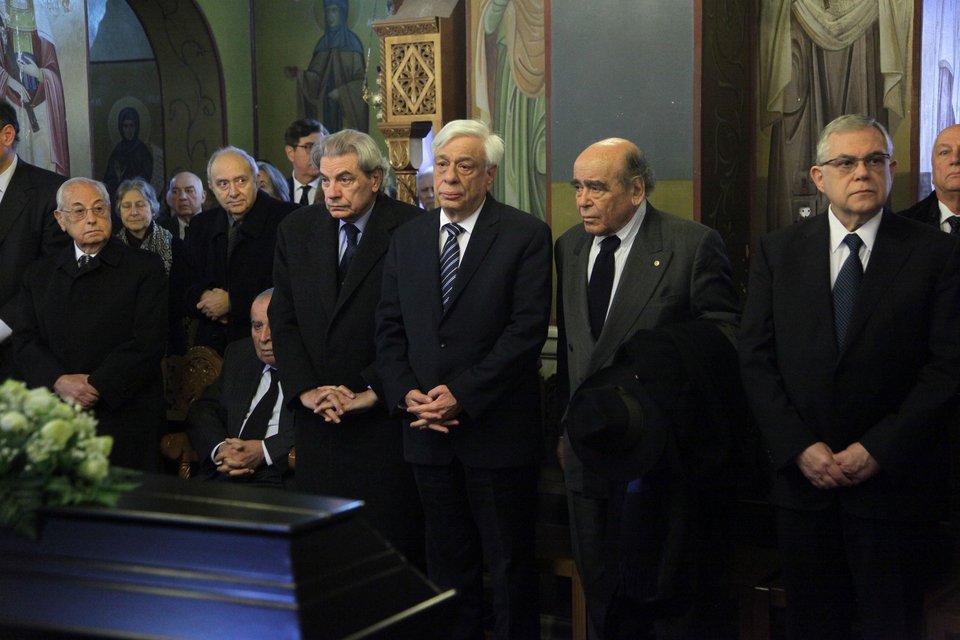 Το τελευταίο αντίο στον Κωνσταντίνο Δεσποτόπουλο: Τον κορυφαίο της διανόησης [εικόνες] | iefimerida.gr 1