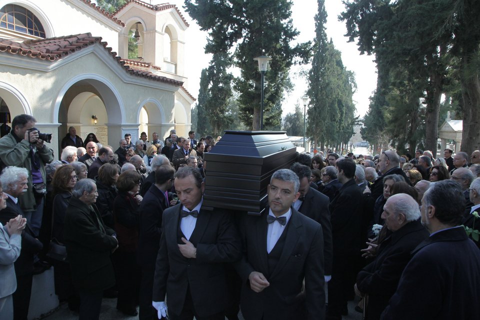 Το τελευταίο αντίο στον Κωνσταντίνο Δεσποτόπουλο: Τον κορυφαίο της διανόησης [εικόνες] | iefimerida.gr 2