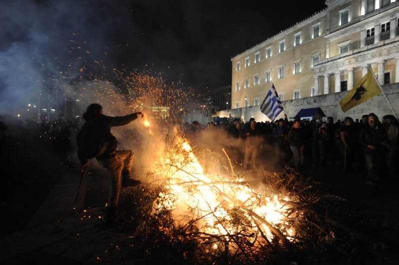 Ολα όσα έγιναν στο συλλαλητήριο των αγροτών -Οι γκλίτσες των Κρητικών έγιναν σύμβολο [εικόνες] | iefimerida.gr 2