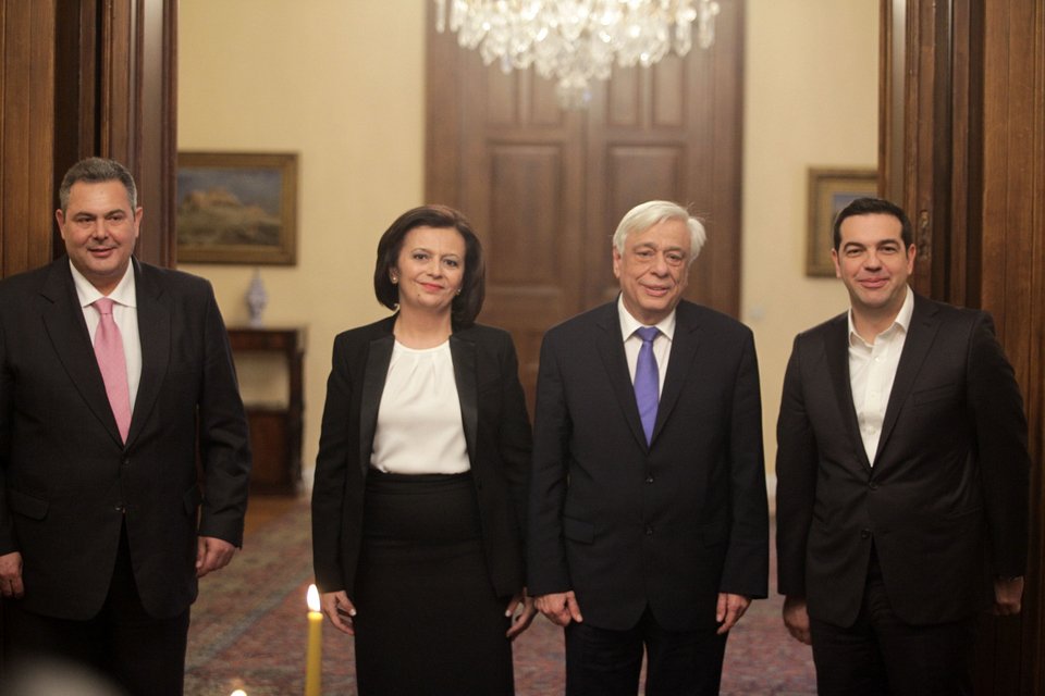 Ορκίστηκε υφυπουργός Υποδομών και Δικτύων η Χρυσοβελώνη [εικόνες] 	 | iefimerida.gr 2