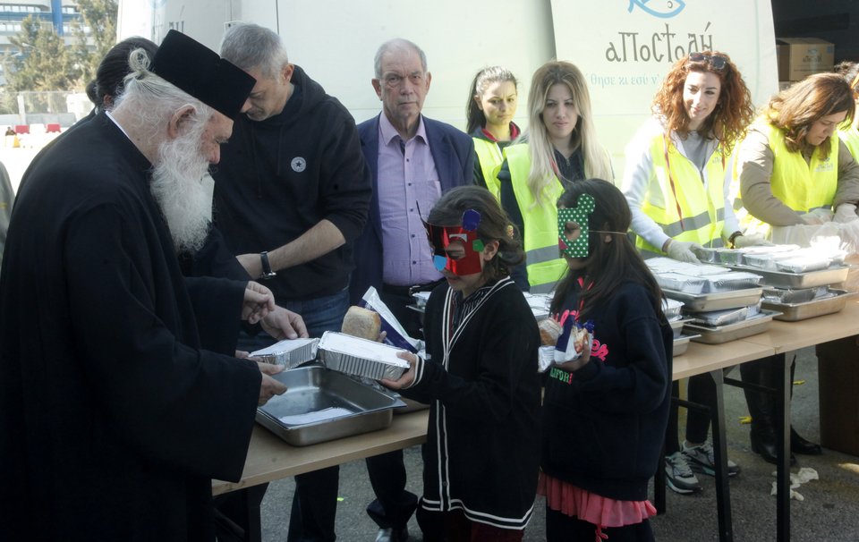 Ιερώνυμος από τον Πειραιά: Κατάντια της Ευρώπης η συμπεριφορά της στην προσφυγική κρίση [εικόνες] | iefimerida.gr 0