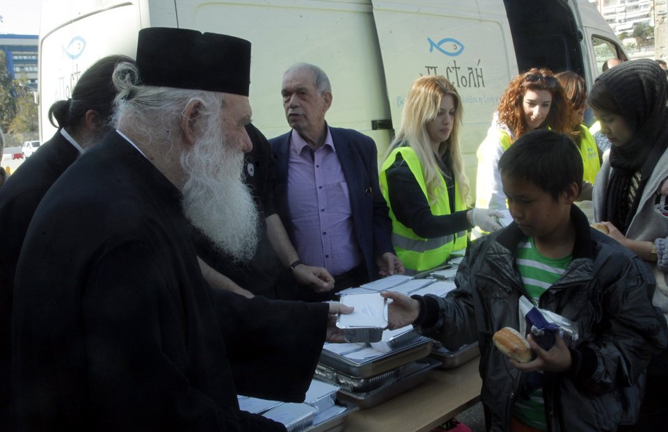 Ιερώνυμος από τον Πειραιά: Κατάντια της Ευρώπης η συμπεριφορά της στην προσφυγική κρίση [εικόνες] | iefimerida.gr 2