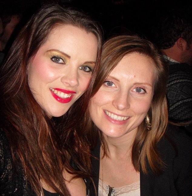 Νέα μόδα: Κάνουν πάρτι πριν τη μαστεκτομή [εικόνες] | iefimerida.gr 3