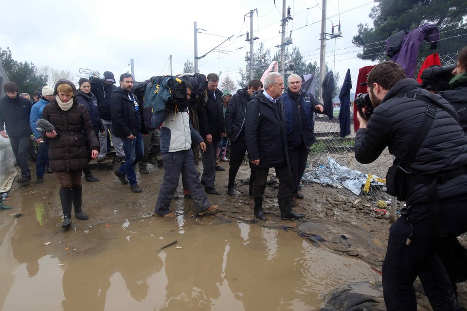Αβραμόπουλος: Η κατάσταση στην Ειδομένη είναι απαράδεκτη -Πρέπει να σταματήσει αμέσως | iefimerida.gr 5