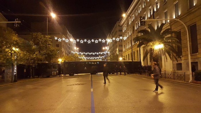 Πορεία κατά της επίσκεψης Ερντογάν στο κέντρο της Αθήνας [εικόνες & βίντεο] | iefimerida.gr 3