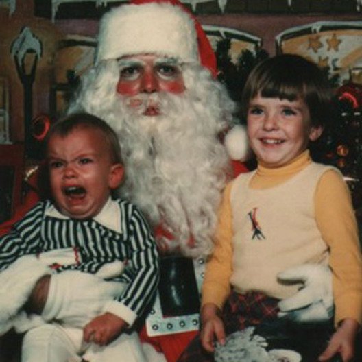 Εσείς θα καθόσασταν στα πόδια αυτού του Άγιου Βασίλη; [εικόνες]  | iefimerida.gr 1