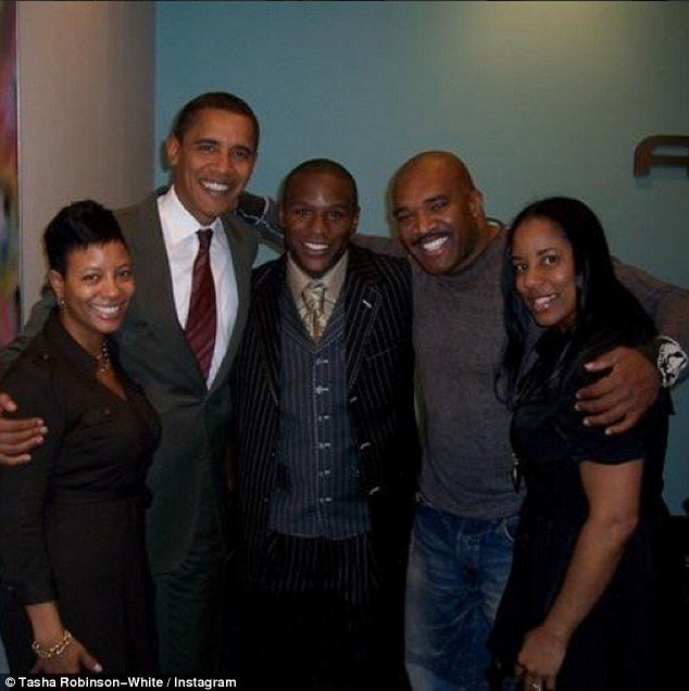 Βαλίτσες με δολάρια, στρίπερ και ακριβά ρολόγια: Ο μυστηριώδης κόσμος ενός διάσημου μποξέρ [εικόνες] | iefimerida.gr 4