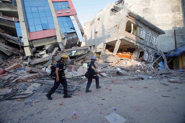 Θρίλερ με αμερικανικό ελικόπτερο στο Νεπάλ: Φόβοι ότι έπεσε ενώ έψαχνε επιζώντες από το σεισμό [εικόνες] | iefimerida.gr 2