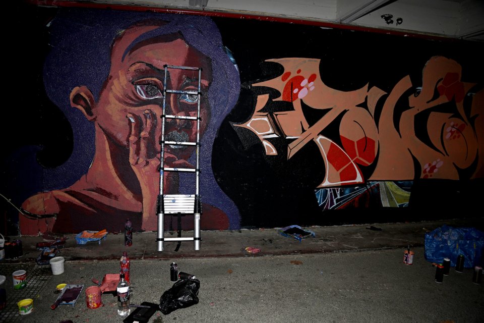 Τα «κρυμμένα» γκράφιτι της Αθήνας -Ξεφυτρώνουν σε κάθε γωνιά της πόλης [εικόνες] | iefimerida.gr 11