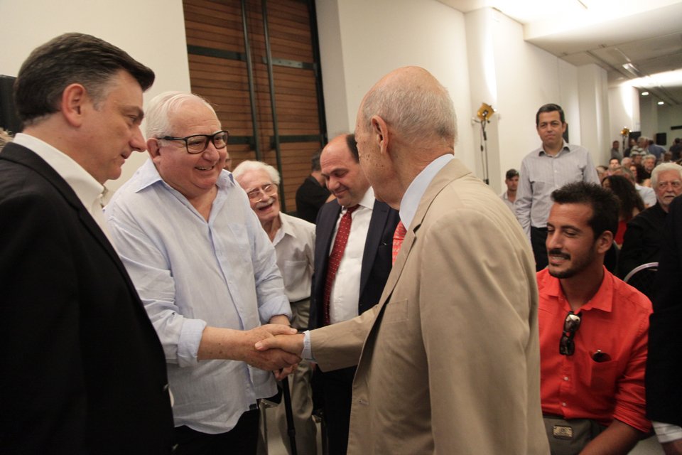 Eκδήλωση για τα 20 χρόνια από τον θάνατο του Ανδρέα Παπανδρέου -Φώφη, Γιώργος, Σημίτης ήταν εκεί [εικόνες] | iefimerida.gr 21