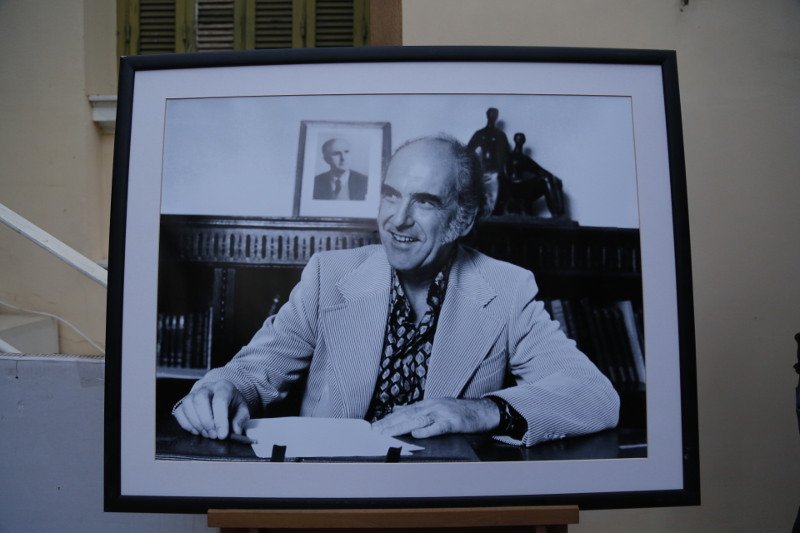 Τι απαντά ο Γ. Παπανδρέου στην κριτική ότι η οικογένειά του κατέστρεψε τη χώρα [εικόνες]  | iefimerida.gr 2