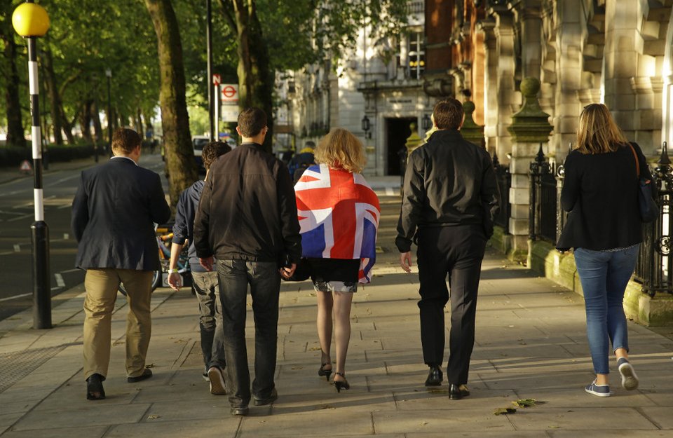Politico: Πώς το Brexit φέρνει πιο κοντά τις ΗΠΑ με την Γερμανία και όχι με την Βρετανία | iefimerida.gr 6
