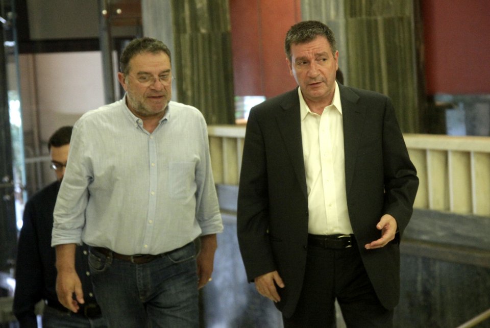 Βενιζέλος-Αλιβιζάτος-Τσακυράκης: Οχι σε άμεση εκλογή προέδρου και απλή αναλογική [εικόνες] | iefimerida.gr 9