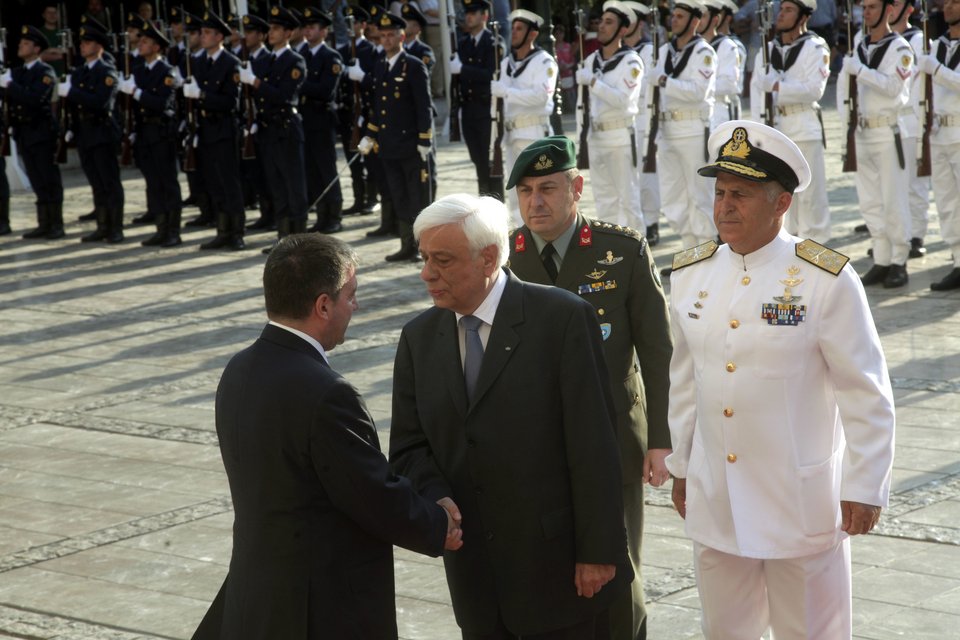 Ανοιξε τις πύλες της η «νέα» Μητρόπολη Αθηνών [εικόνες] | iefimerida.gr 0