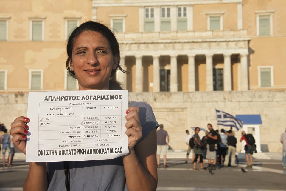 Ολοκληρώθηκαν οι πορείες στο κέντρο για τον ένα χρόνο από το δημοψήφισμα [εικόνες] | iefimerida.gr 4