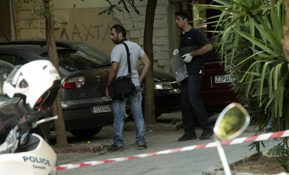 Πιστολίδι στο κέντρο της Αθήνας -Ενας νεκρός και δύο τραυματίες [εικόνες] | iefimerida.gr 3