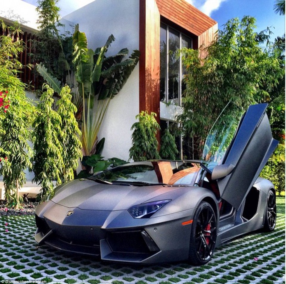 Ετσι περνούν το χειμώνα τα πλουσιόπαιδα του Instagram: Ταξίδια σε εξωτικά μέρη και ζωή playboy [εικόνες] | iefimerida.gr 15