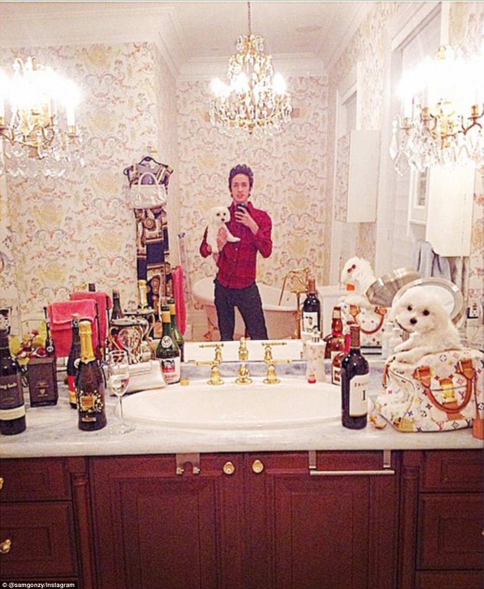 Ετσι περνούν το χειμώνα τα πλουσιόπαιδα του Instagram: Ταξίδια σε εξωτικά μέρη και ζωή playboy [εικόνες] | iefimerida.gr 25