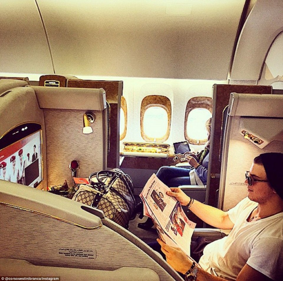 Ετσι περνούν το χειμώνα τα πλουσιόπαιδα του Instagram: Ταξίδια σε εξωτικά μέρη και ζωή playboy [εικόνες] | iefimerida.gr 1