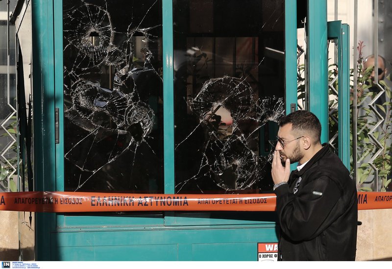 Επίθεση του Ρουβίκωνα στην πρεσβεία της Σαουδικής Αραβίας τα ξημερώματα [βίντεο] | iefimerida.gr 0