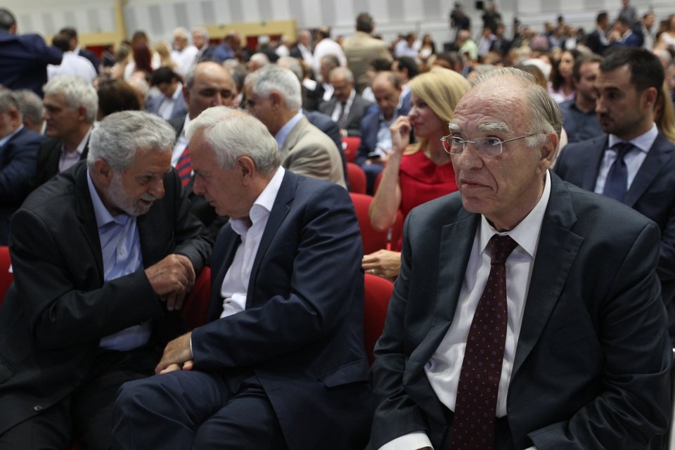 Πολύ φτωχό το καλάθι Τσίπρα στη φετινή ΔΕΘ -Μείωση φόρων... το 2018 | iefimerida.gr 3