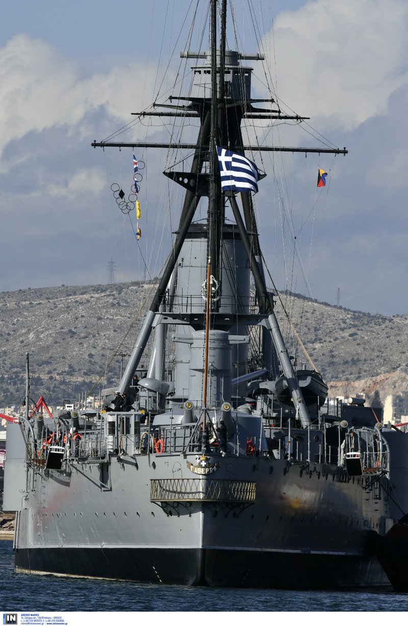 Επέστρεψε το θωρηκτό «Γ. Αβέρωφ» στη Μαρίνα Φλοίσβου [εντυπωσιακές εικόνες] | iefimerida.gr 5