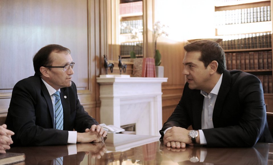 Στο Μαξίμου ο ειδικός σύμβουλος του ΓΓ του ΟΗΕ για το Κυπριακό | iefimerida.gr 0