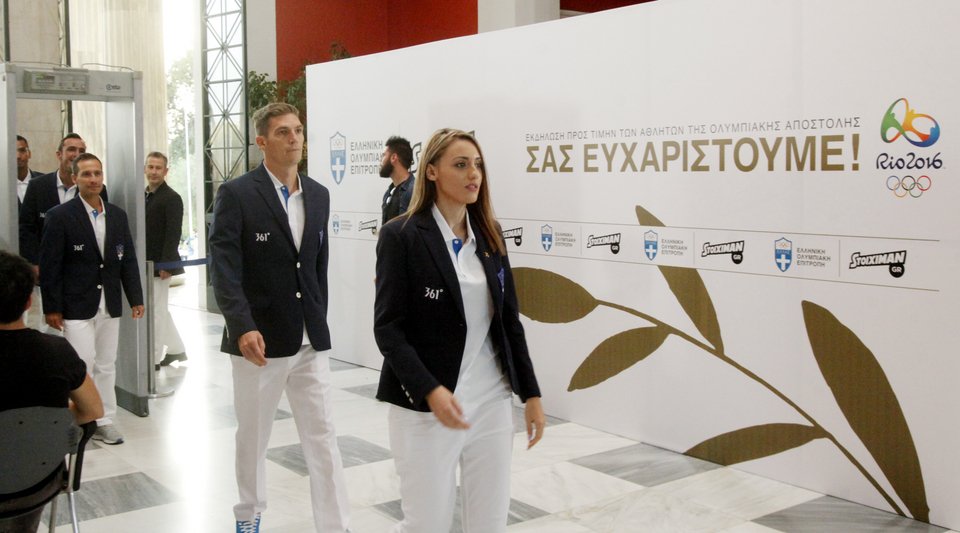 Η ΕΟΕ τίμησε την Ολυμπιακή αποστολή του Ρίο – Γιατί έκλαψε ο τέως βασιλιάς Κωνσταντίνος [εικόνες &amp; βίντεο] | iefimerida.gr 7