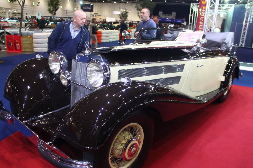 Business Insider: Η λατρεία για τα vintage αυτοκίνητα -Κοστίζουν ακριβά, έχουν φανατικούς πιστούς [εικόνες] | iefimerida.gr 24