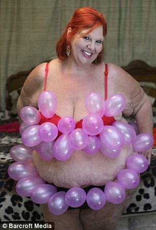 Η Ευρωπαία που μετακόμισε στις ΗΠΑ, πήρε 80 κιλά σε έξι μήνες και έγινε διάσημη [εικόνες] | iefimerida.gr 8