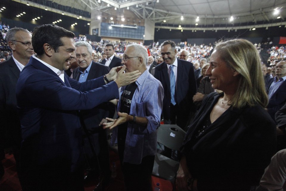 Ολο το παρασκήνιο από το Συνέδριο του ΣΥΡΙΖΑ – Το... μπατσάκι του Τσίπρα στο μάγουλο του Καμμένου [εικόνες] | iefimerida.gr 6