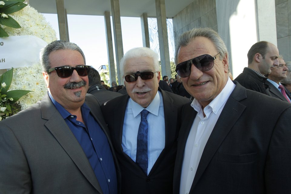 Ολος ο πολιτικός κόσμος, Φίλης, Μητσοτάκης, Μαρέβα και Αντα Παπανδρέου στην κηδεία Στεφανή [εικόνες] | iefimerida.gr 13